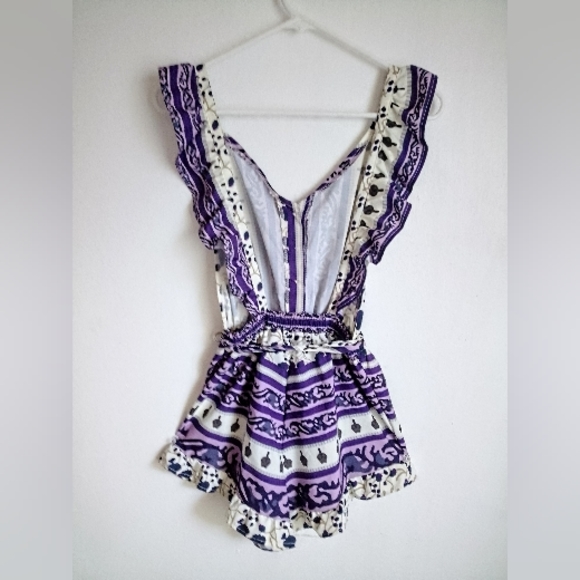 NWT Girls floral romper - Picture 3 of 3